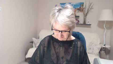 Leila Kinky online show from 01.18.26