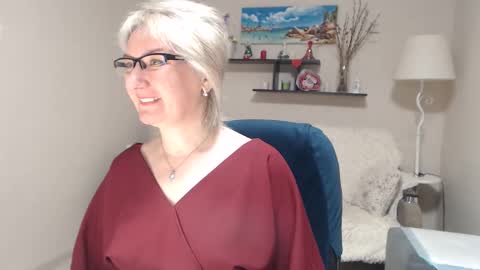 Leila Kinky online show from 03.03.26