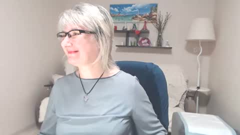 Snapshot of leilamays chatting on 06.30.26 Leila Kinky online show from 06.30.26