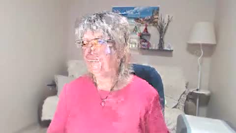 Snapshot of leilamays chatting on 07.07.26 Leila Kinky online show from 07.07.26