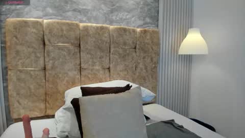 leilapons online show from 10.24.25