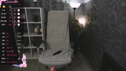 Lela online show from 02.06.25