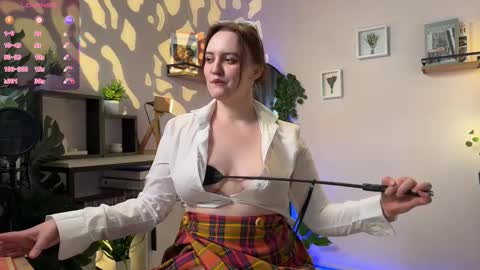 Lela online show from 02.06.26