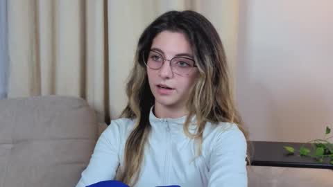 Alexandria online show from 11.01.25