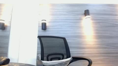 lelehott01 online show from 06.20.26