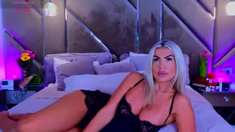 Carlaa online show from 09.10.25