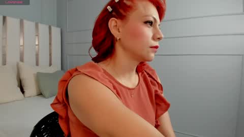 Snapshot of leloo_swift chatting on 05.24.26 Leloo online show from 05.24.26
