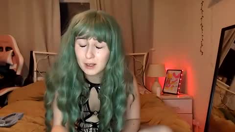 Snapshot of lemonmczesty chatting on 11.06.25 lemonmczesty online show from 11.06.25