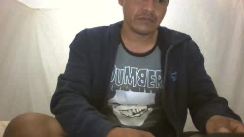 Snapshot of len0n_ chatting on 09.21.25 Lenon online show from 09.21.25