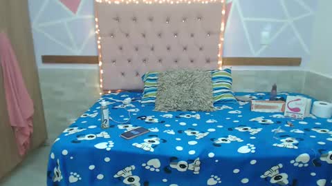 Snapshot of lena_lawson chatting on 01.08.25 lena_lawson online show from 01.08.25