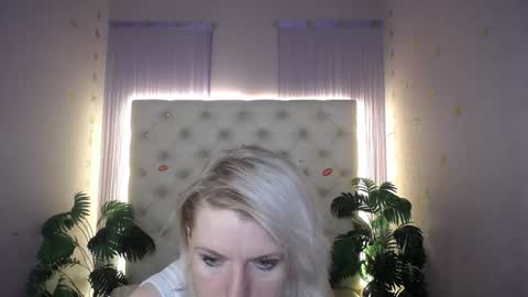 Lena online show from 01.09.25