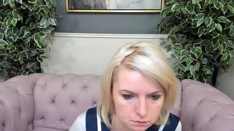 Lena online show from 02.09.25