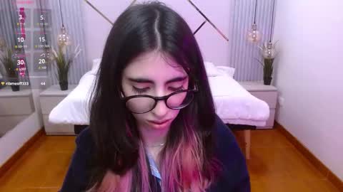 Lena online show from 11.13.25