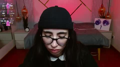 Snapshot of lena_roses chatting on 06.04.26 Lena online show from 06.04.26
