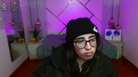 Snapshot of lena_roses chatting on 07.04.26 Lena online show from 07.04.26
