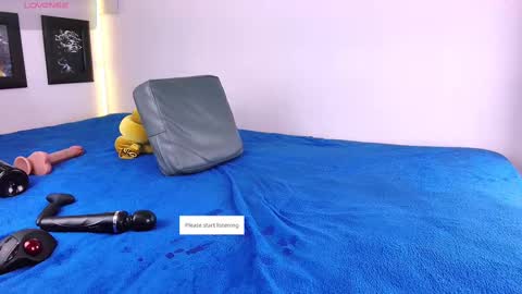 Snapshot of lenaandwilliam chatting on 09.29.25 Lenaandwilliam online show from 09.29.25