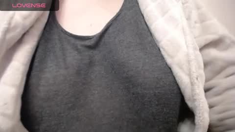 lenagolden online show from 02.12.25