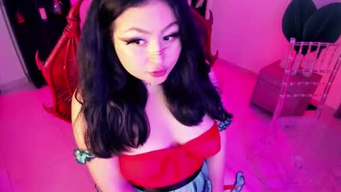 Lenna Kang online show from 02.02.26