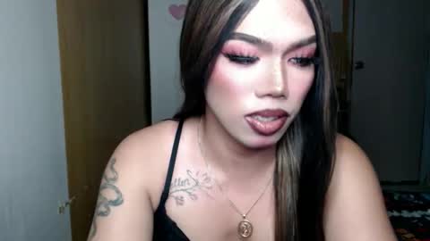 Snapshot of lenawet_0520 chatting on 02.10.26 lena online show from 02.10.26