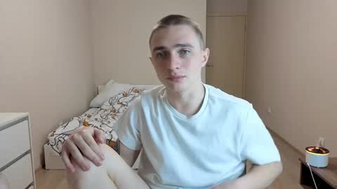 Snapshot of leo__miller chatting on 06.01.26 LEO online show from 06.01.26