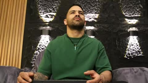 Leo  Diaz online show from 04.18.26