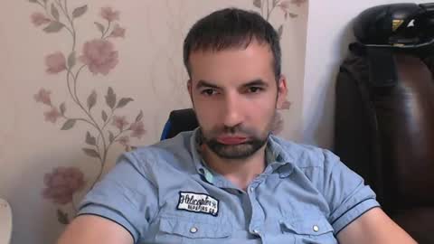 Snapshot of leo_gianni chatting on 07.12.26 Leo Gianni online show from 07.12.26