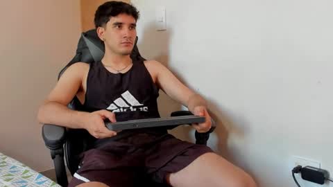 Snapshot of leo_jones389 chatting on 12.18.24 Leo Jones online show from 12.18.24