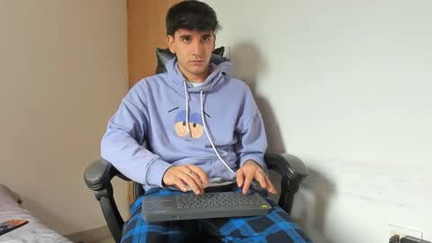 Snapshot of leo_jones389 chatting on 09.19.25 Leo Jones online show from 09.19.25