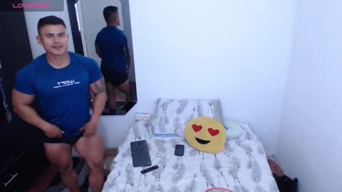 Snapshot of leo_muscleboy chatting on 02.21.25 Leo online show from 02.21.25