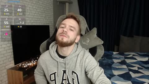 Snapshot of leo_stephens chatting on 12.22.24 leo_stephens online show from 12.22.24