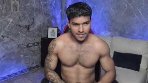 Leo independent model online show from 09.28.25