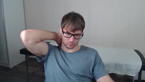 Snapshot of leoackerman chatting on 10.16.25 leoackerman online show from 10.16.25