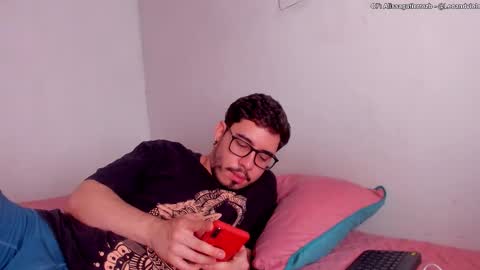 Snapshot of leoandviolet chatting on 10.24.25 Carlos Alissa. Help us to reach 100 likes online show from 10.24.25