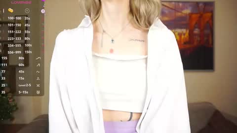 Hello Im Roxy Im just starting my journey here so lets get acquainted online show from 02.24.26