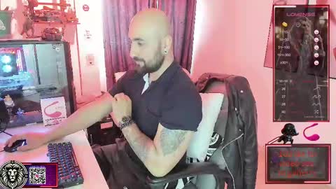 Snapshot of leon_1717 chatting on 02.09.25 Leon online show from 02.09.25