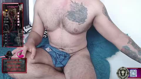 Snapshot of leon_1717 chatting on 02.11.25 Leon online show from 02.11.25