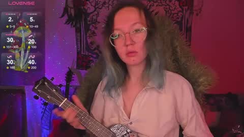 Snapshot of leona_nick chatting on 12.01.24 leona online show from 12.01.24