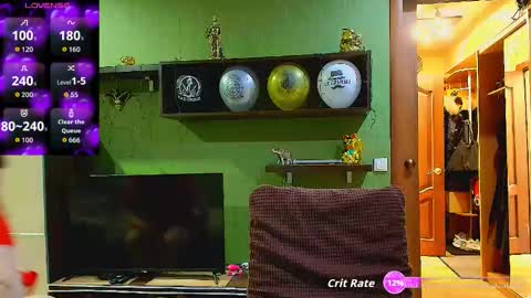 Snapshot of leona_tracie chatting on 02.26.26 Leona tracie online show from 02.26.26