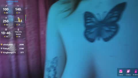 Leona online show from 04.13.26