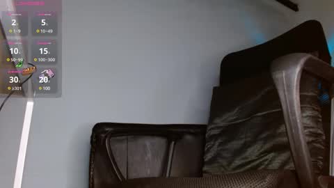 iam leonal online show from 02.10.25