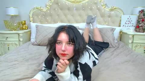 LeonaLeman online show from 12.18.24