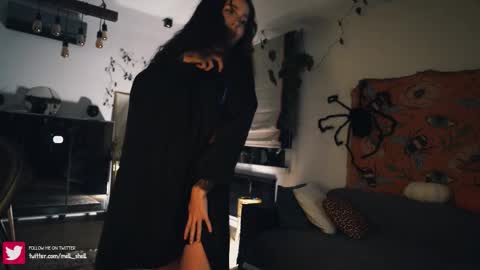 Leo online show from 10.28.25