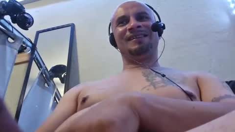 leonar0101 online show from 12.11.24