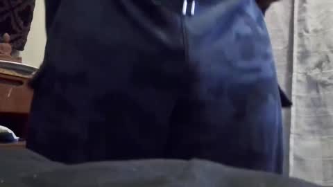 leonar0101 online show from 01.13.25