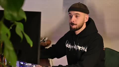 Snapshot of leonardo_grande chatting on 01.13.26 Leonardo online show from 01.13.26