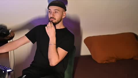 Snapshot of leonardo_grande chatting on 01.15.26 Leonardo online show from 01.15.26