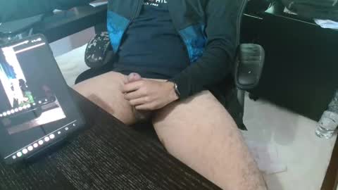 Snapshot of leone44 chatting on 05.15.26 angel e sonia online show from 05.15.26