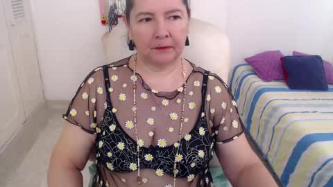 leonela   online show from 05.20.26