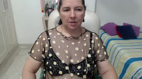 leonela   online show from 05.21.26
