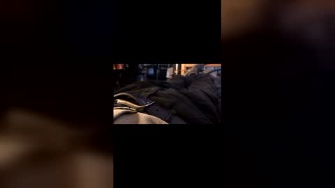 Leon online show from 04.08.26